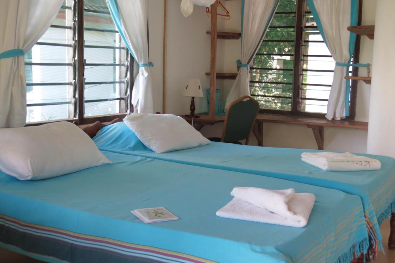 A Rocha Eco-Lodge & Conservation Centre Watamu Buitenkant foto